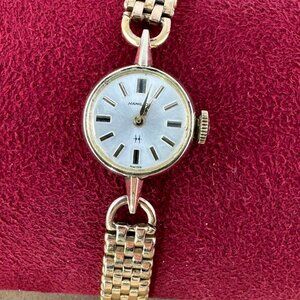 Vintage 1950’s Hamilton 17-jewel hand-wind movement, 33-inch-wide mesh strap